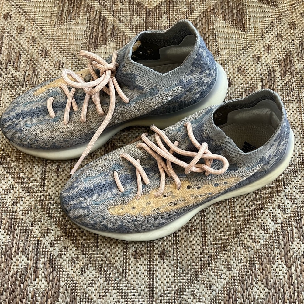 Yeezy size 8 like new.